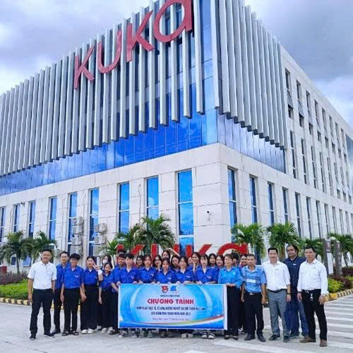 TRÁCH NHIỆM XÃ HỘI