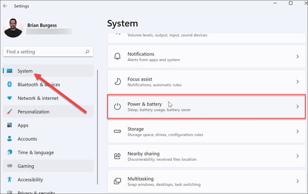 Mở mục Power and battery trong phần System trên Windows 11