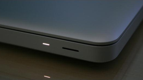 Laptop vẫn hoạt động bình thường khi gập màn hình nếu thiết lập đúng