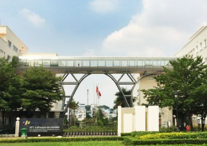 Cầu nối toà nhà dự án FPT quận 9 - TP HCM