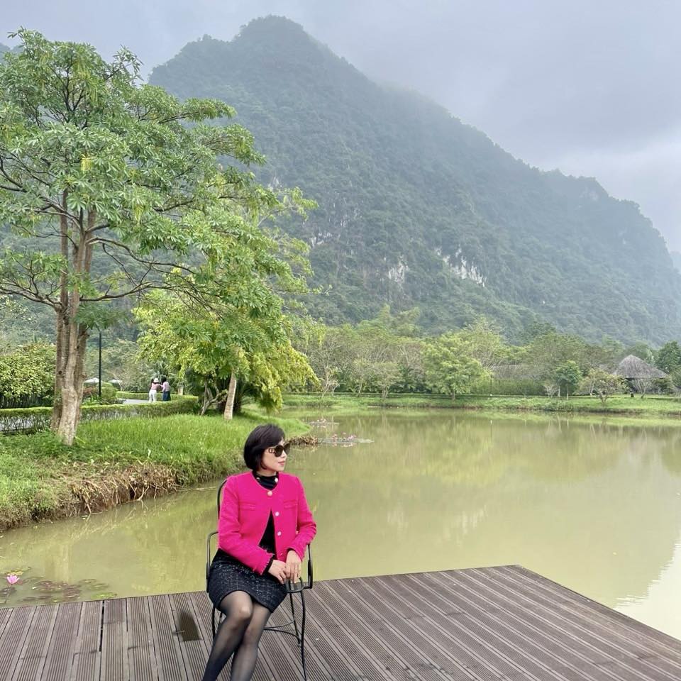 Nhung Hồng