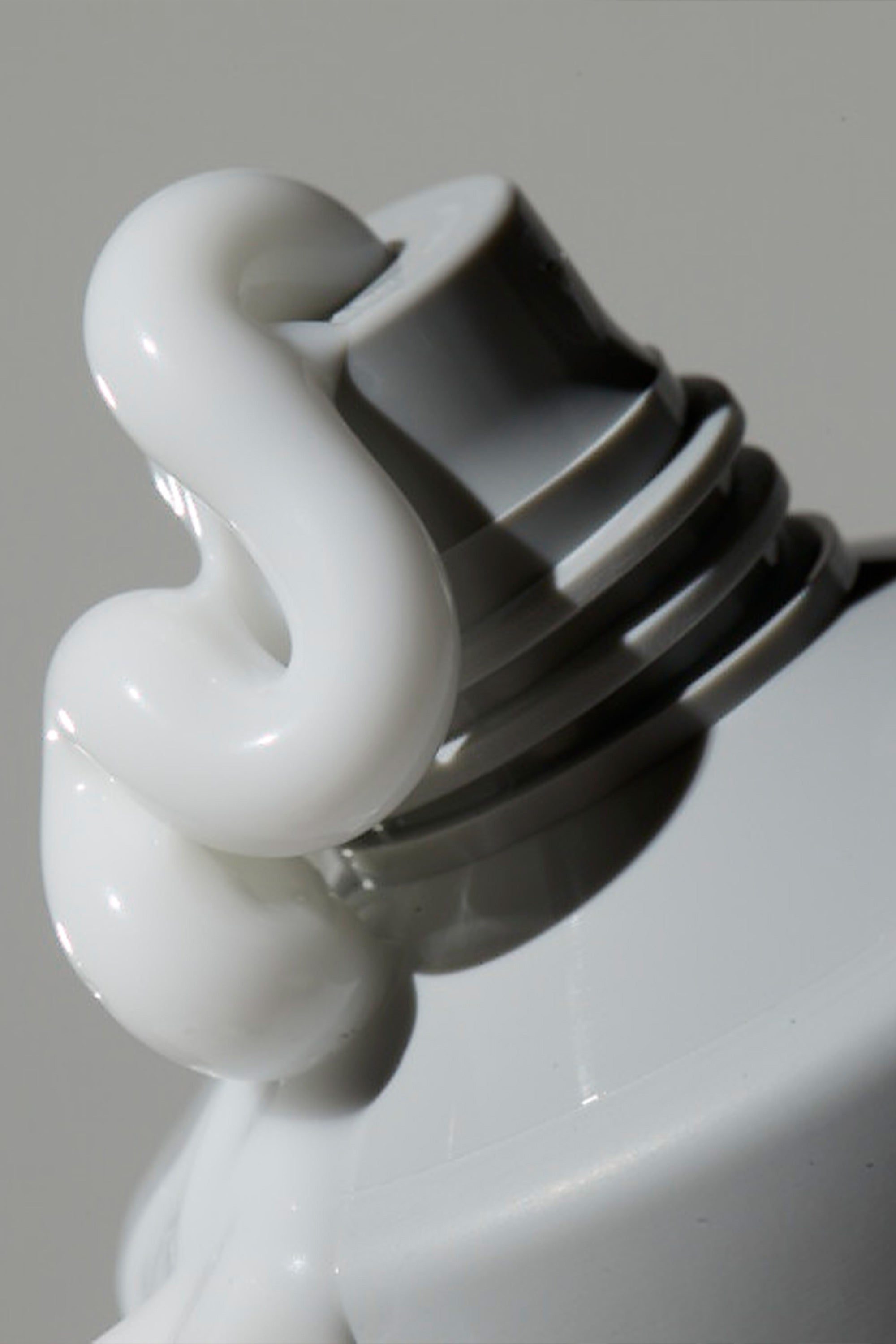 barrier restore cream squeezed out of tube