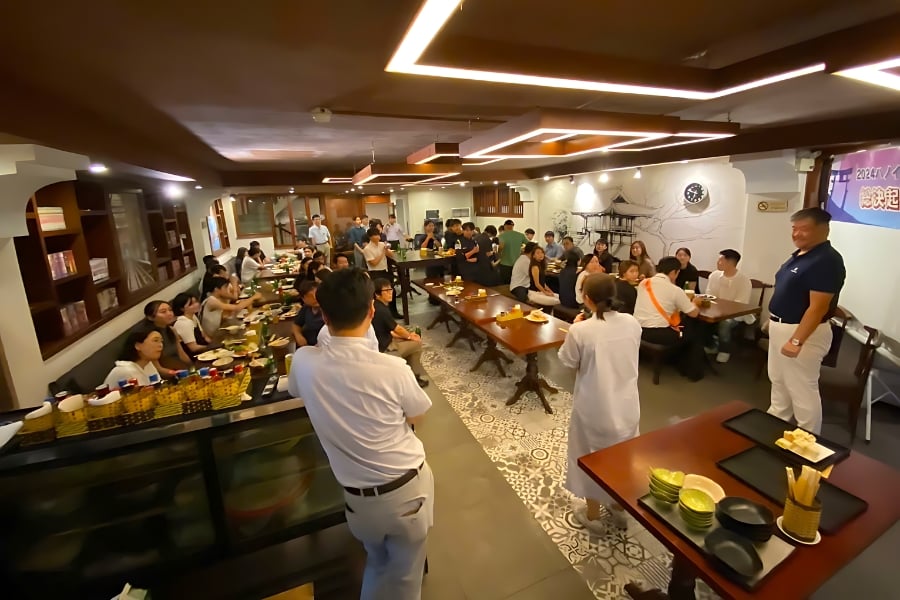 集いのひとときを