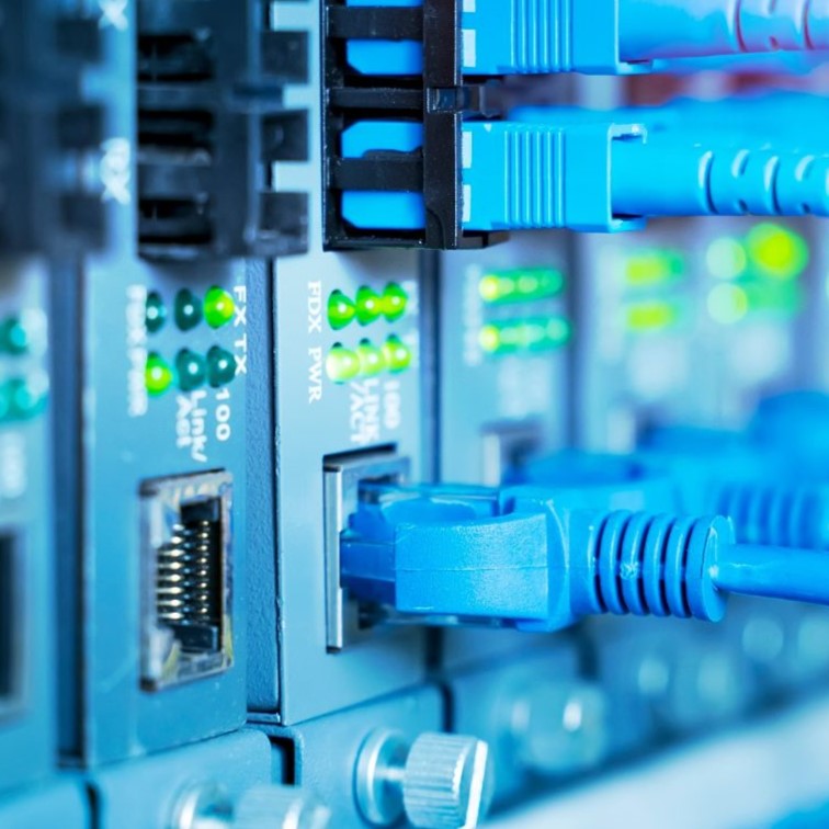 Thương mại - Dịch vụ