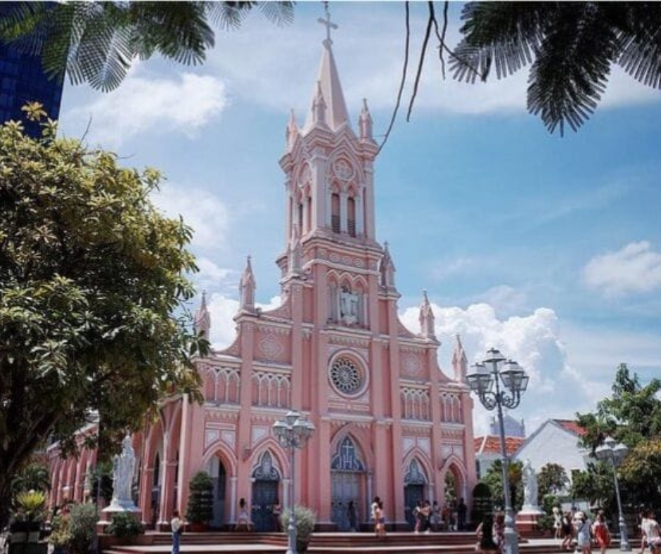 Nhà sách Khai Tâm, 56 Trần Phú, Hải Châu, Đà Nẵng