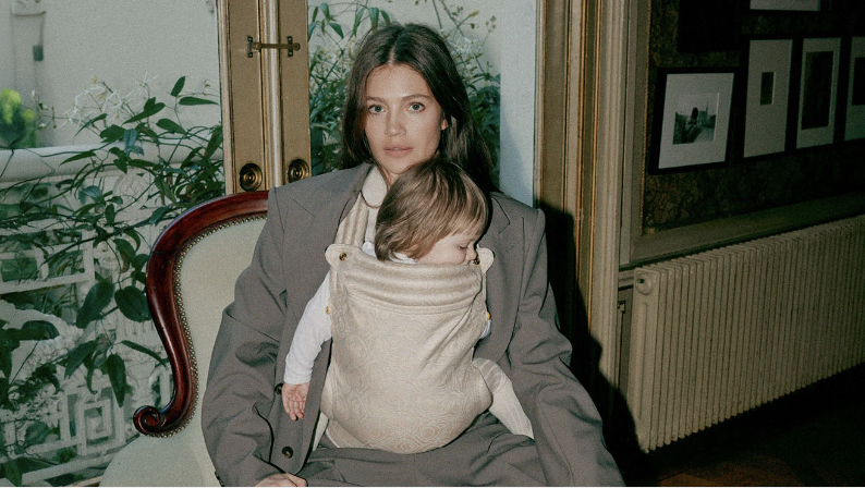 The Cozy Carrier