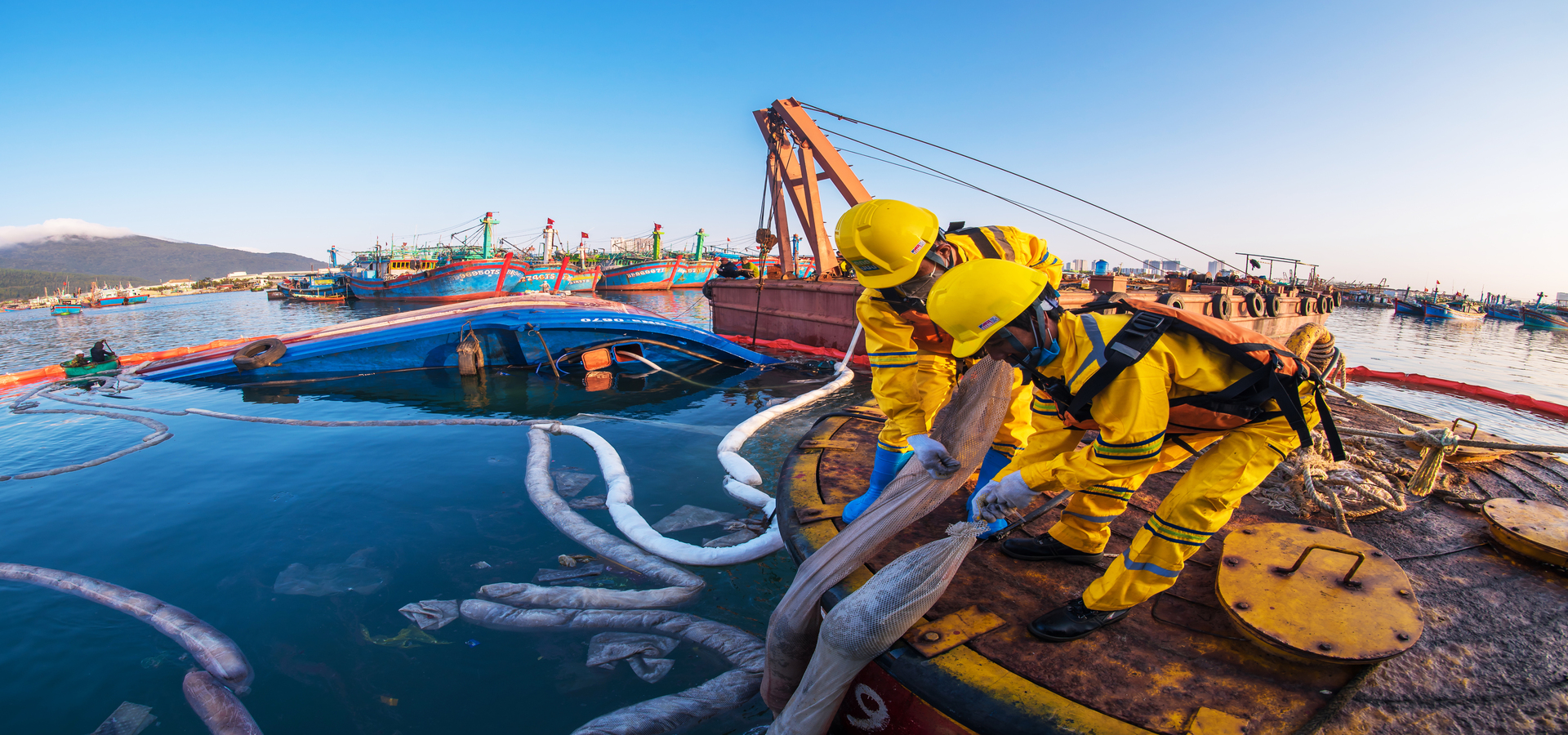 Giải pháp toàn diện, hành động vì một tương lai xanh