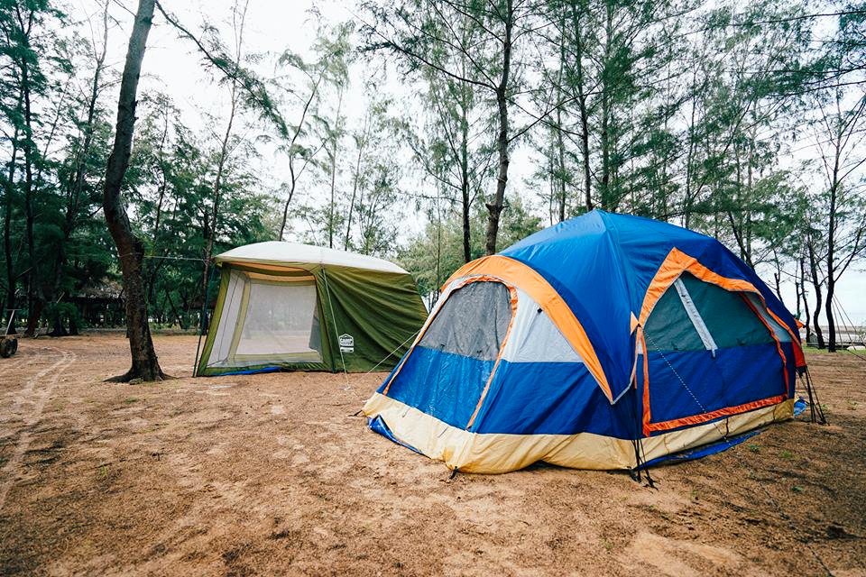 chuẩn bị đồ cắm trại