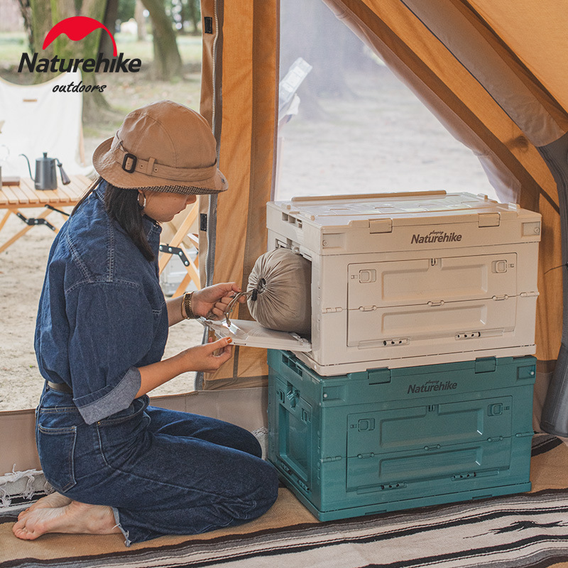 chuẩn bị đồ mang đi cắm trại 