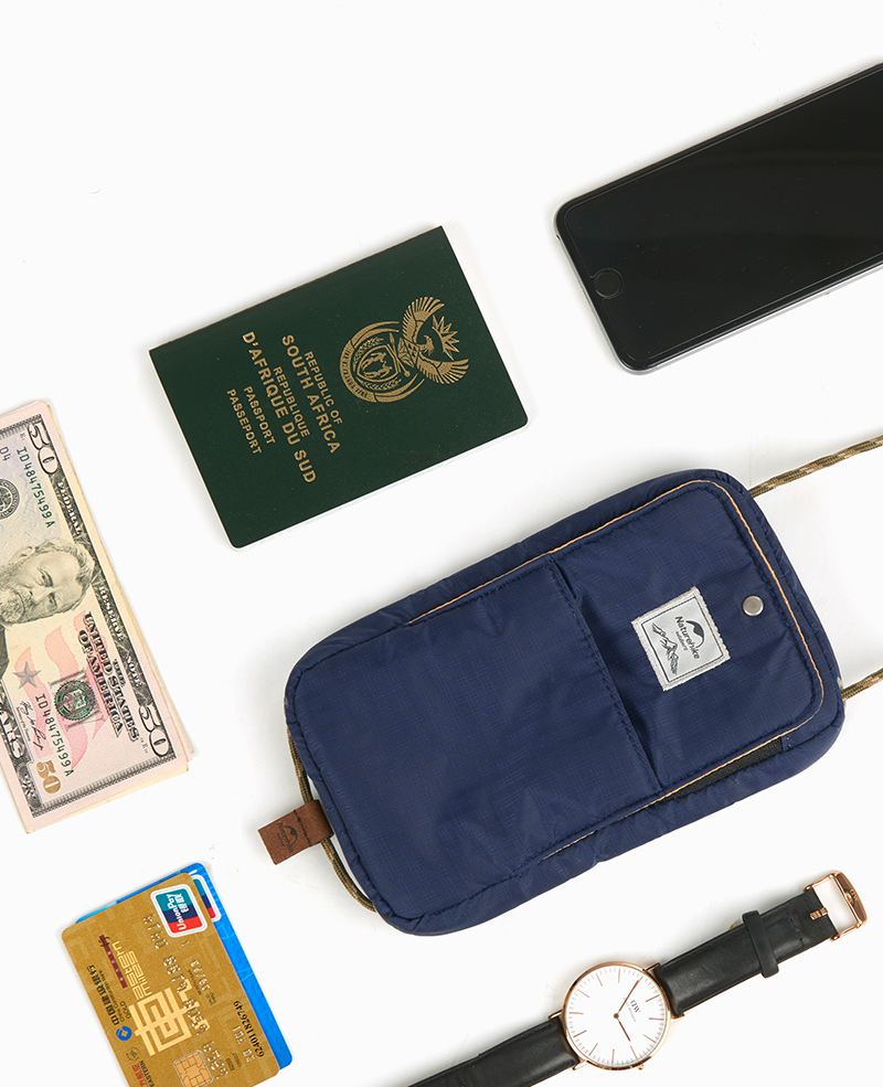túi đựng passport có dây đeo cổ NatureHike NH17X010-B-13