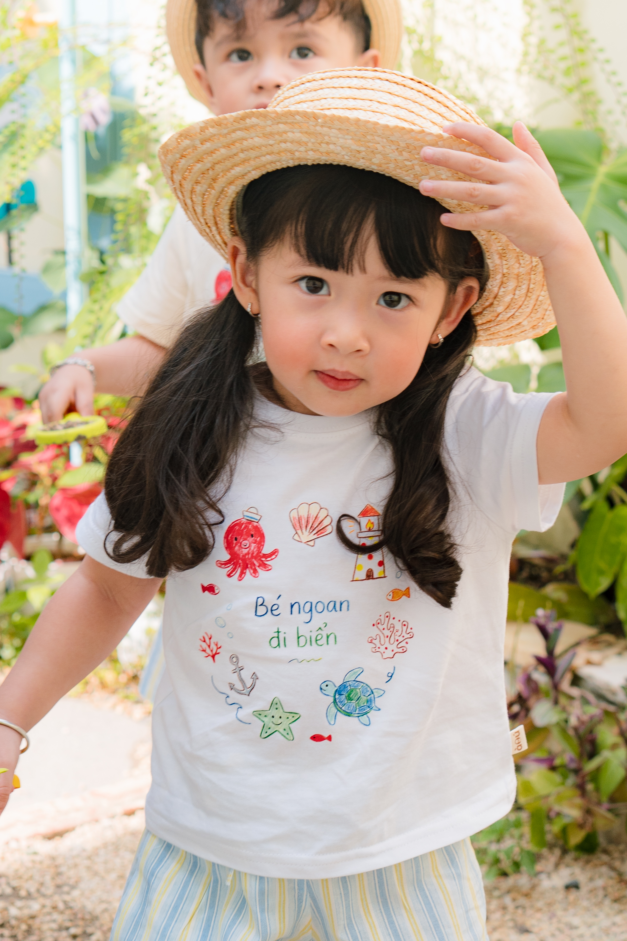 Áo thun tay ngắn bunny's garden cho bé trai/ bé gái