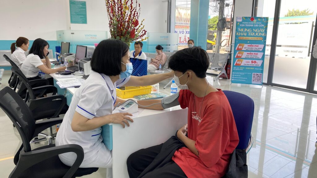 Khách hàng Vạn Thành