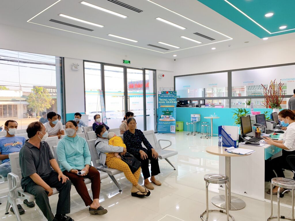 Khách hàng Vạn Thành