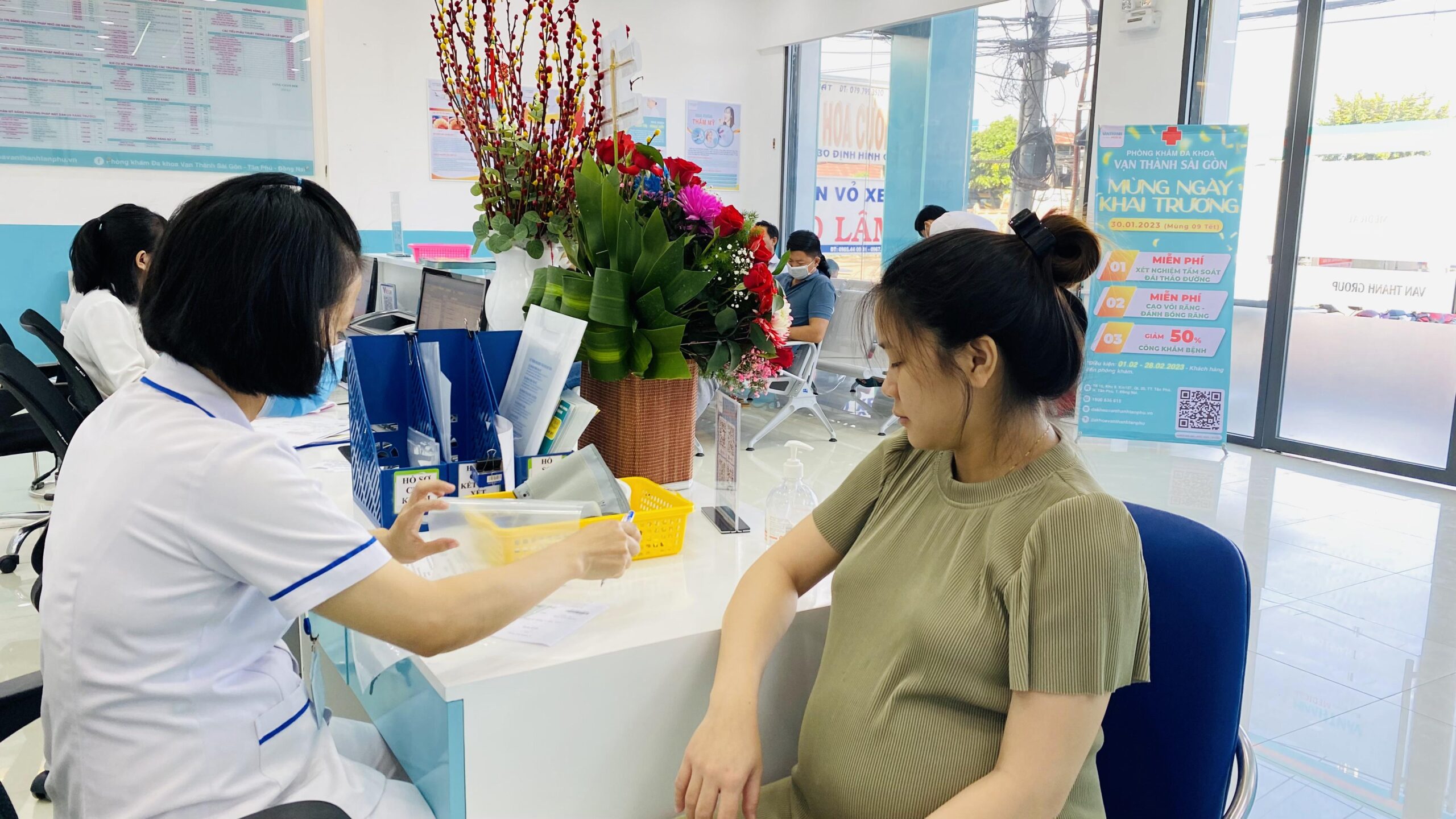 Tầm soát và theo dõi thai kỳ