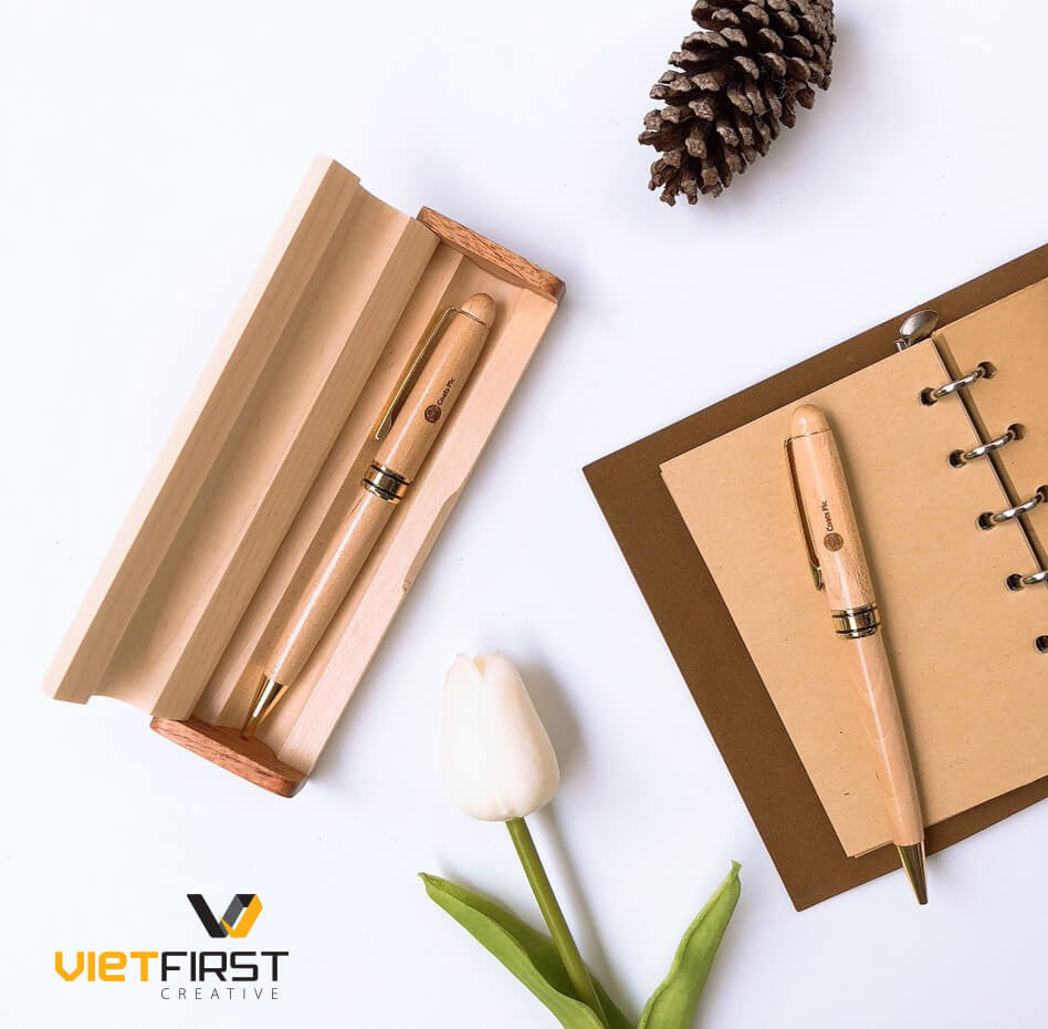 Bộ quà tặng sổ và hộp bút gỗ khắc tên đẹp