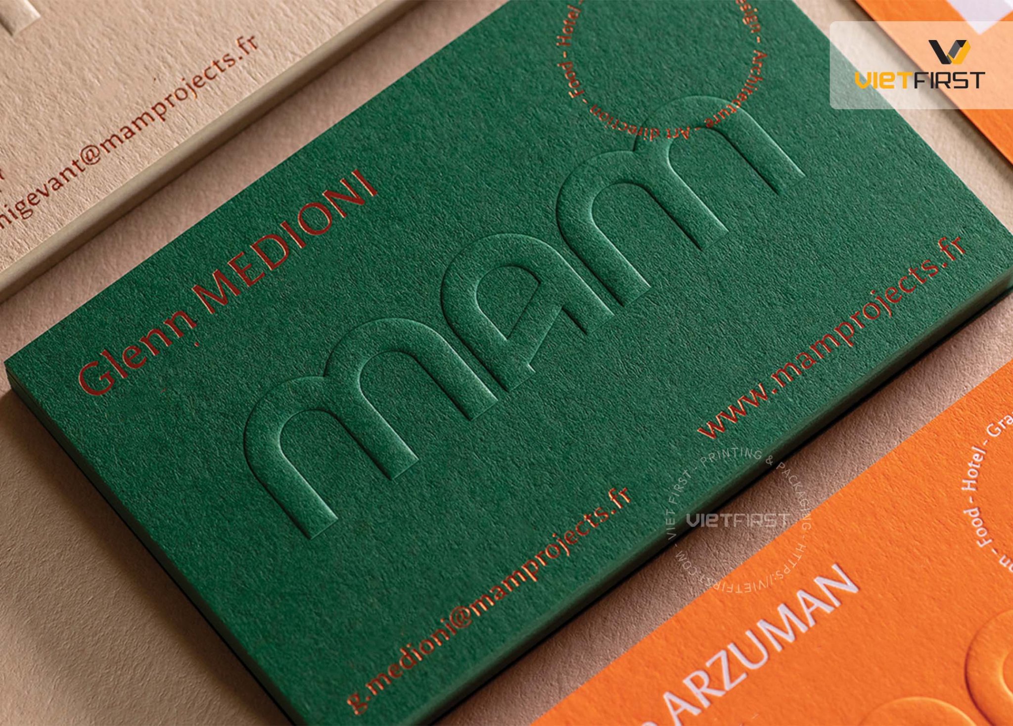 Làm card visit