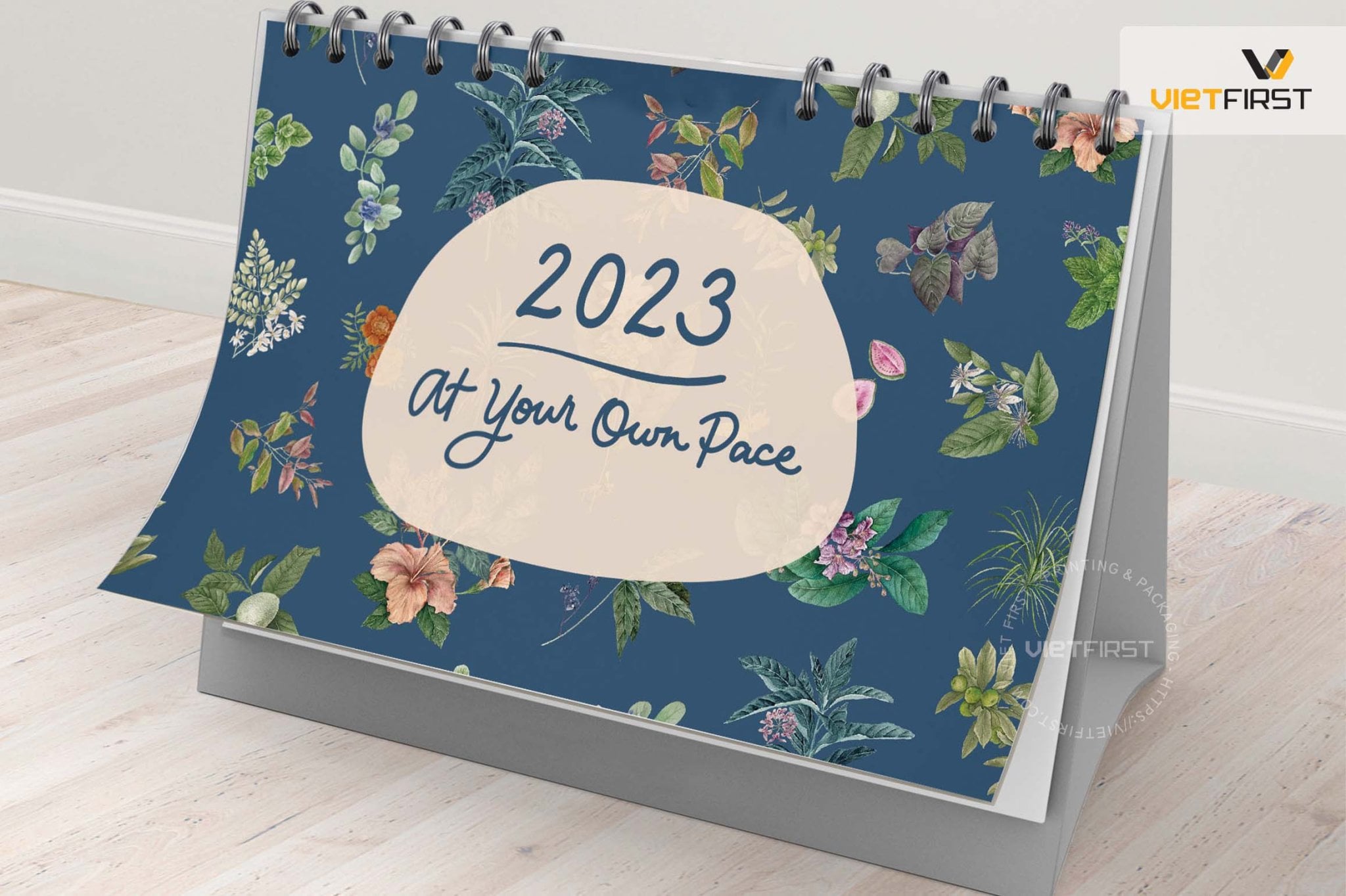 lịch để bàn 2023