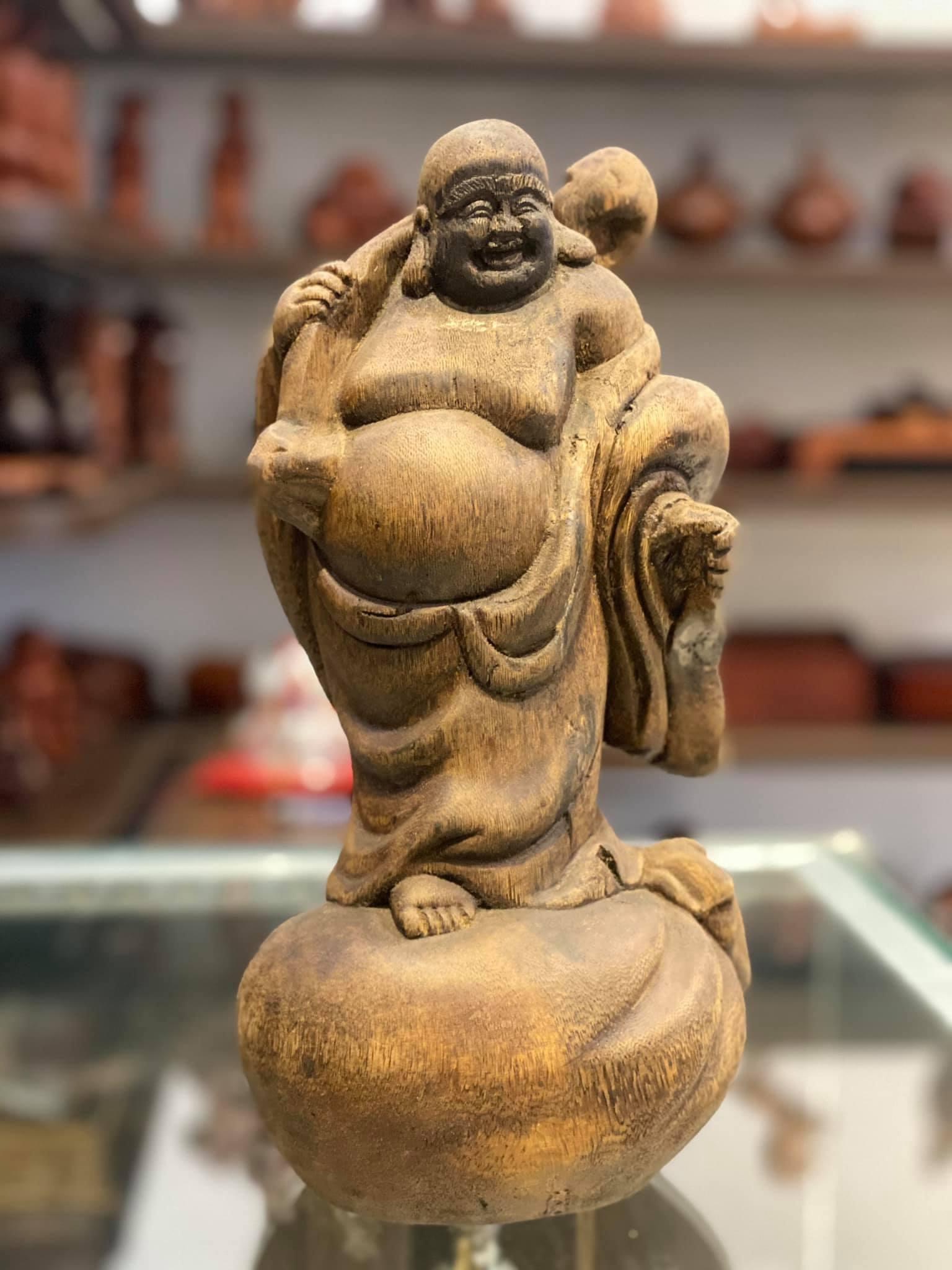 Tượng Phật Di Lặc Trầm Hương