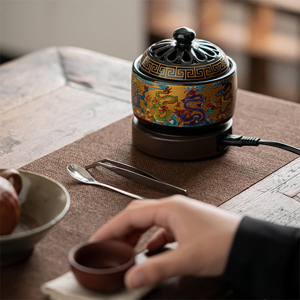 Xông bột trầm bằng lư điện là phương án tối ưu cho không gian kín