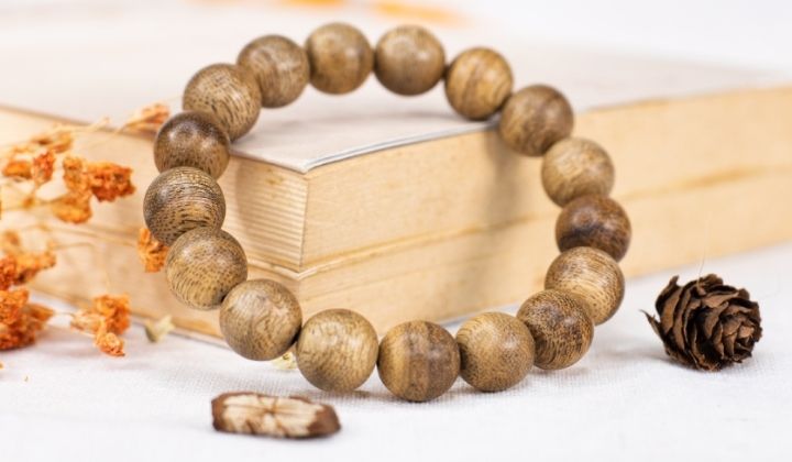 Vòng Tay Trầm Hương tại Vũng Tàu là một trong các sản phẩm của Mỹ Nghệ Trầm được rất nhiều người mua.