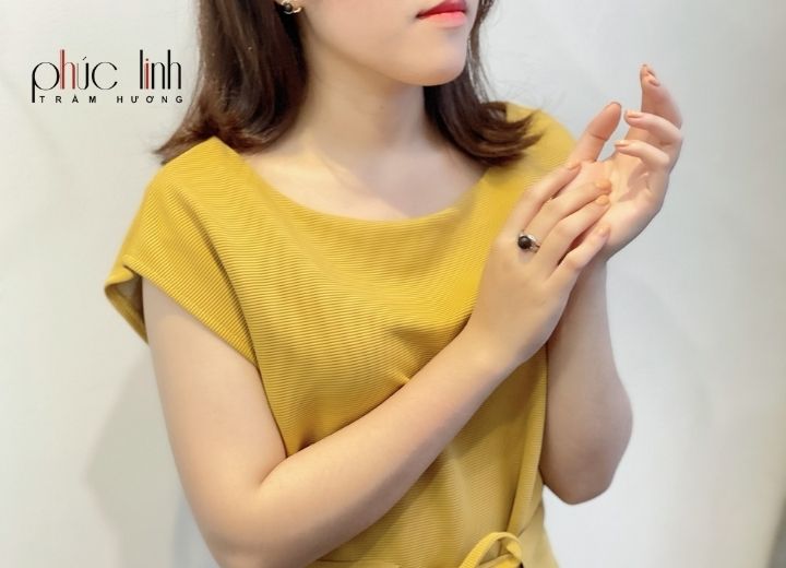 nhan-bac-phoi-hat-tram-huong-phuc-linh (3)