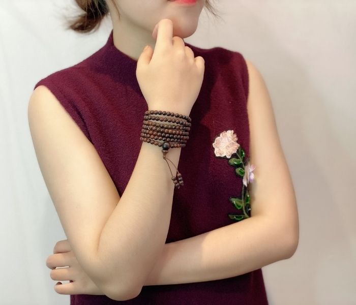 Trang sức Trầm Hương