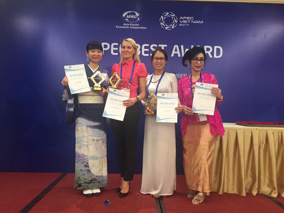 Giải đặc biệt kì thi APEC của Trầm Hương Phúc Linh