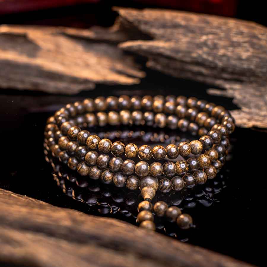 Vòng tay thường được đeo theo các số tượng trưng số sinh - lão trong vòng tính sinh - lão - bệnh - tử. Tuy nhiên điều này còn phù thuộc vào quan điểm của người dùng như chiếc vòng 108 hạt tuy không hợp cách tính này nhưng rất tốt theo ý nghĩa Phật giáo.