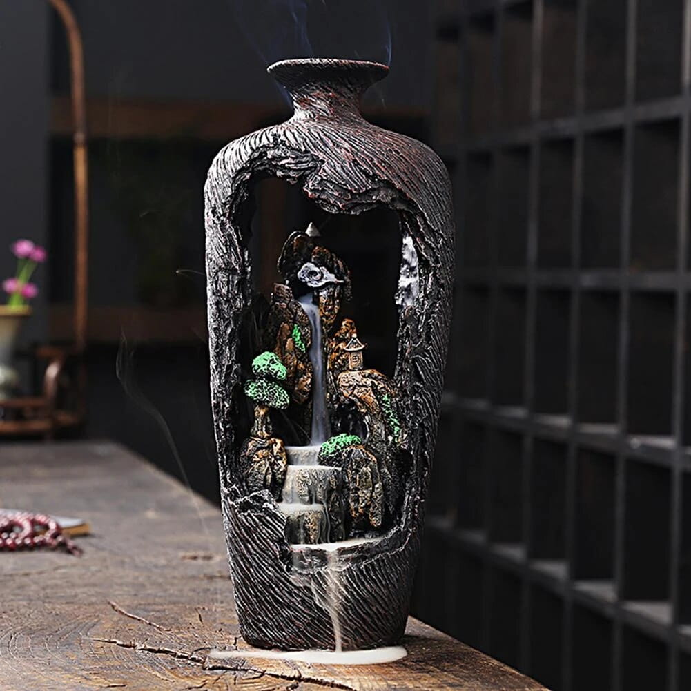 Thác khói Trầm Hương Lục Bình giúp tẩy hung khí, uế khí