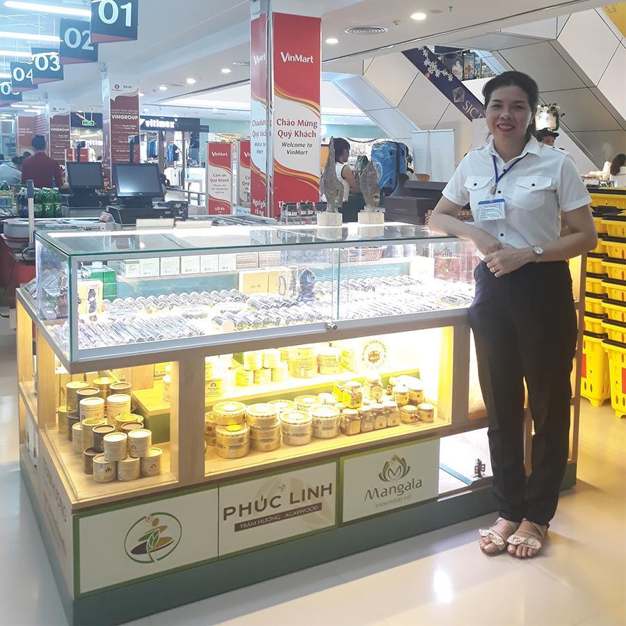 Cửa hàng bán Vòng Trầm Hương - Quầy Vinmart trong TTTM Vincom Ninh Thuận